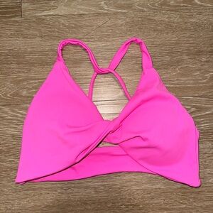 Women’s Twist Sports Bra